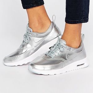 Nike Air Mac Thea size 8